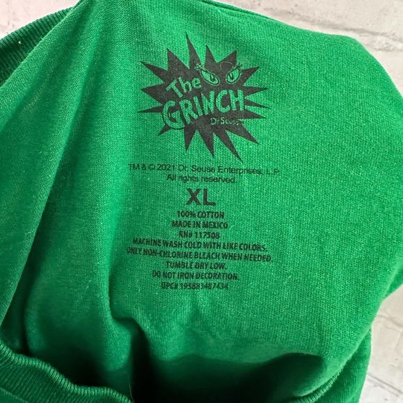 The Grinch Dr. Seuss Men's Green Graphic T-shirt, XL, pre-owned - Picture 5 of 5